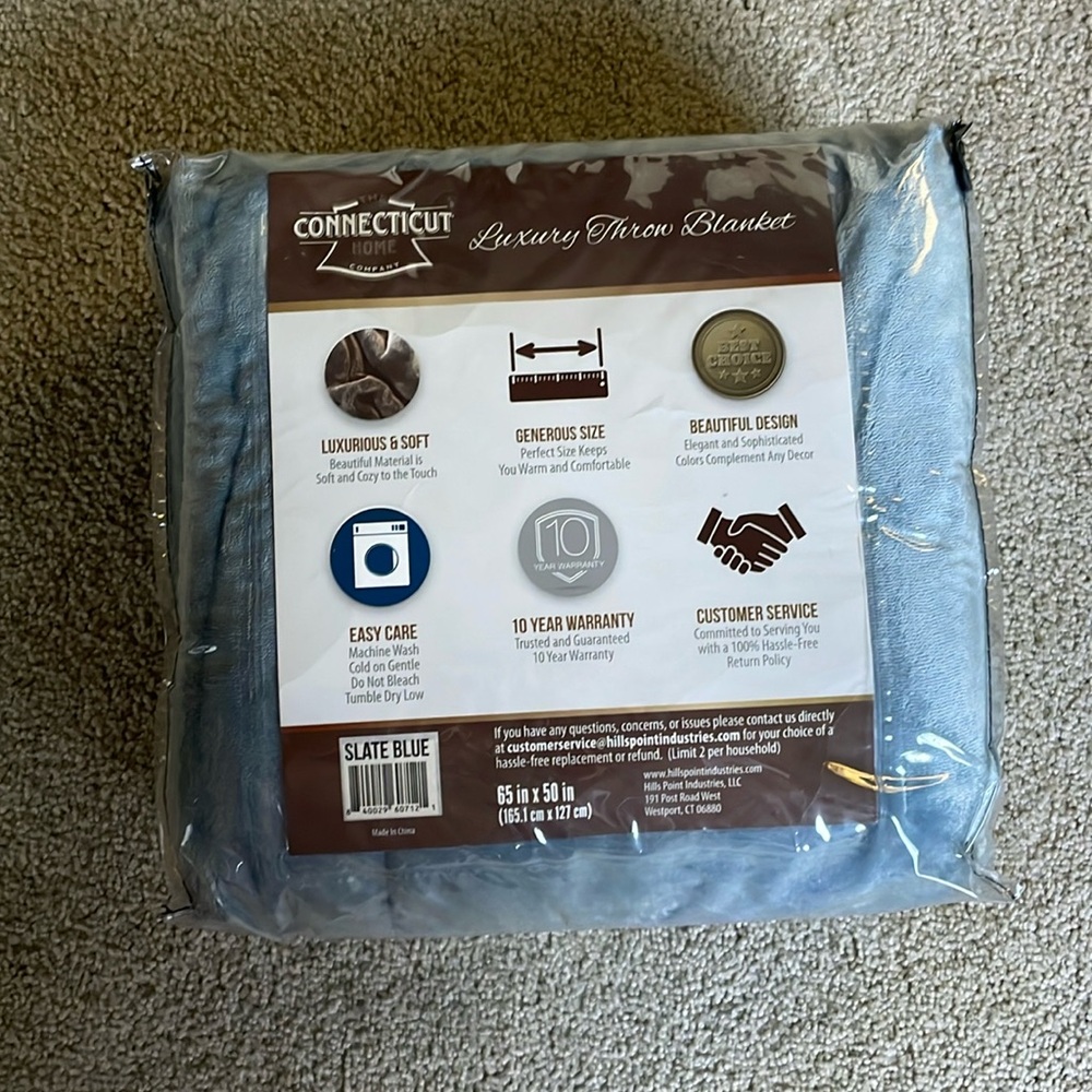 Connecticut Home Co. Luxury Throw Blanket Slate Blue NWT